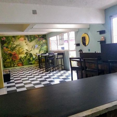 خالابا Hostal 50 المظهر الخارجي الصورة