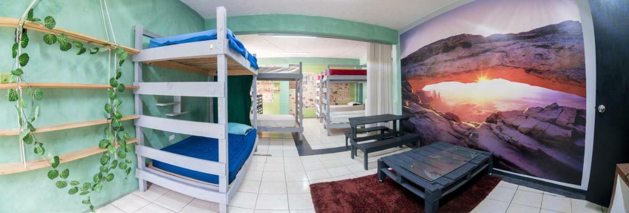 خالابا Hostal 50 المظهر الخارجي الصورة