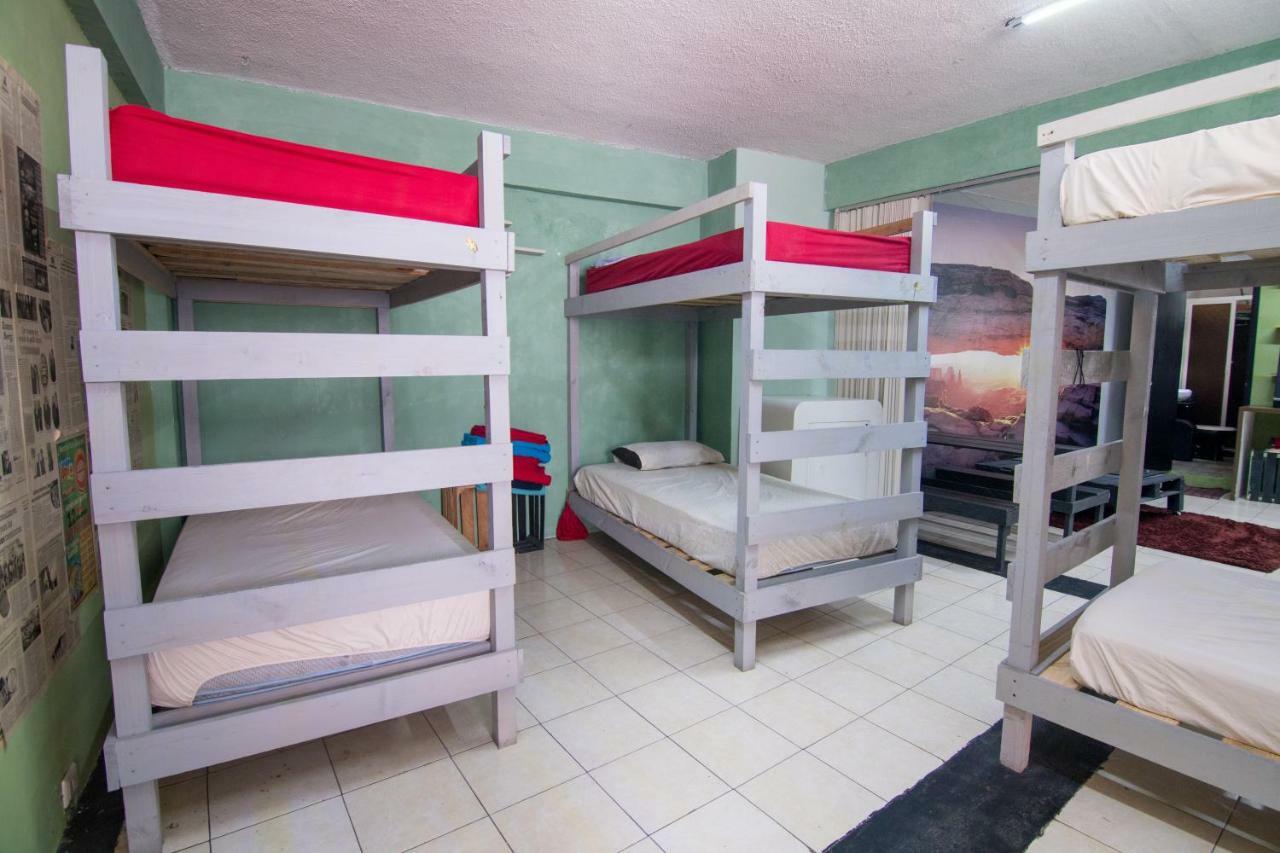 خالابا Hostal 50 المظهر الخارجي الصورة