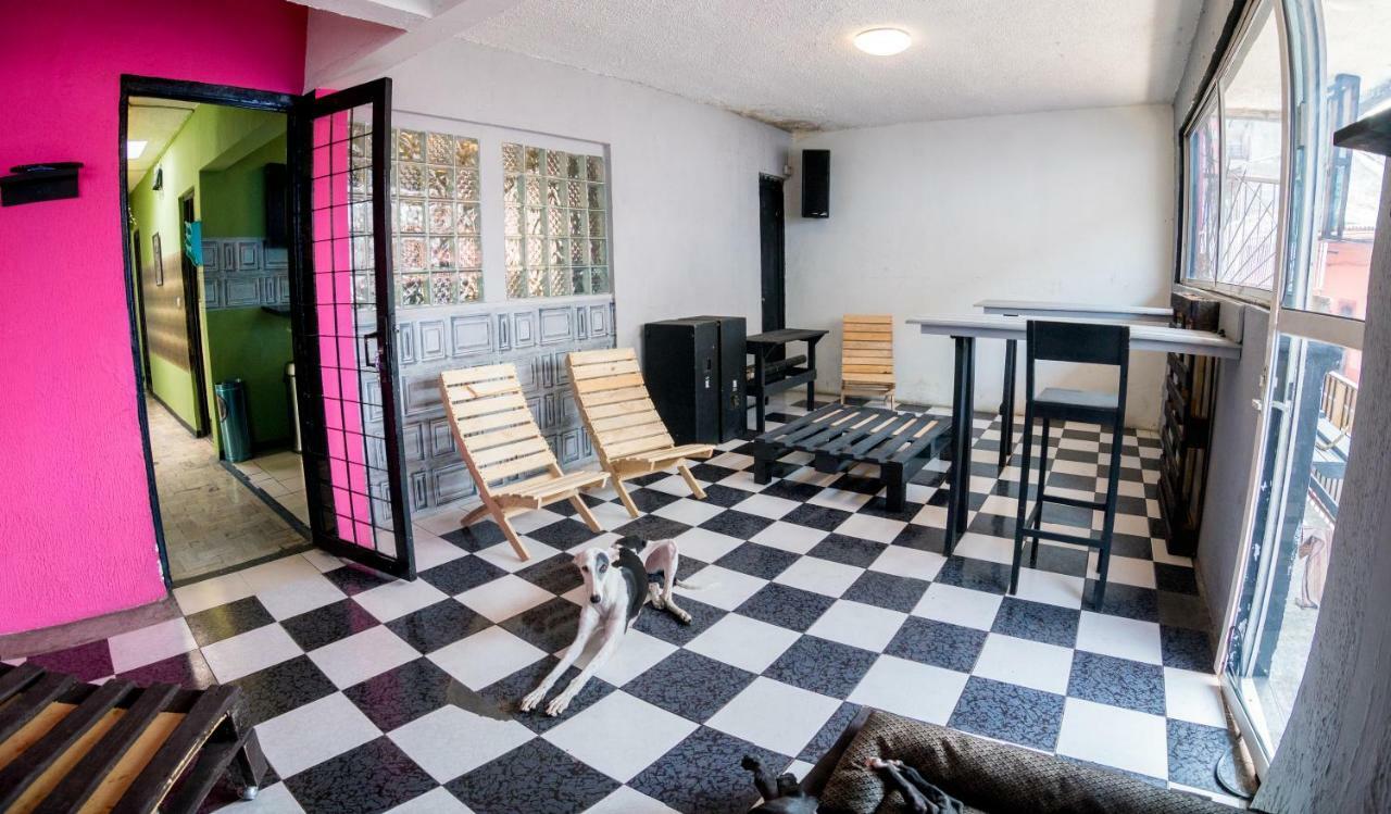 خالابا Hostal 50 المظهر الخارجي الصورة