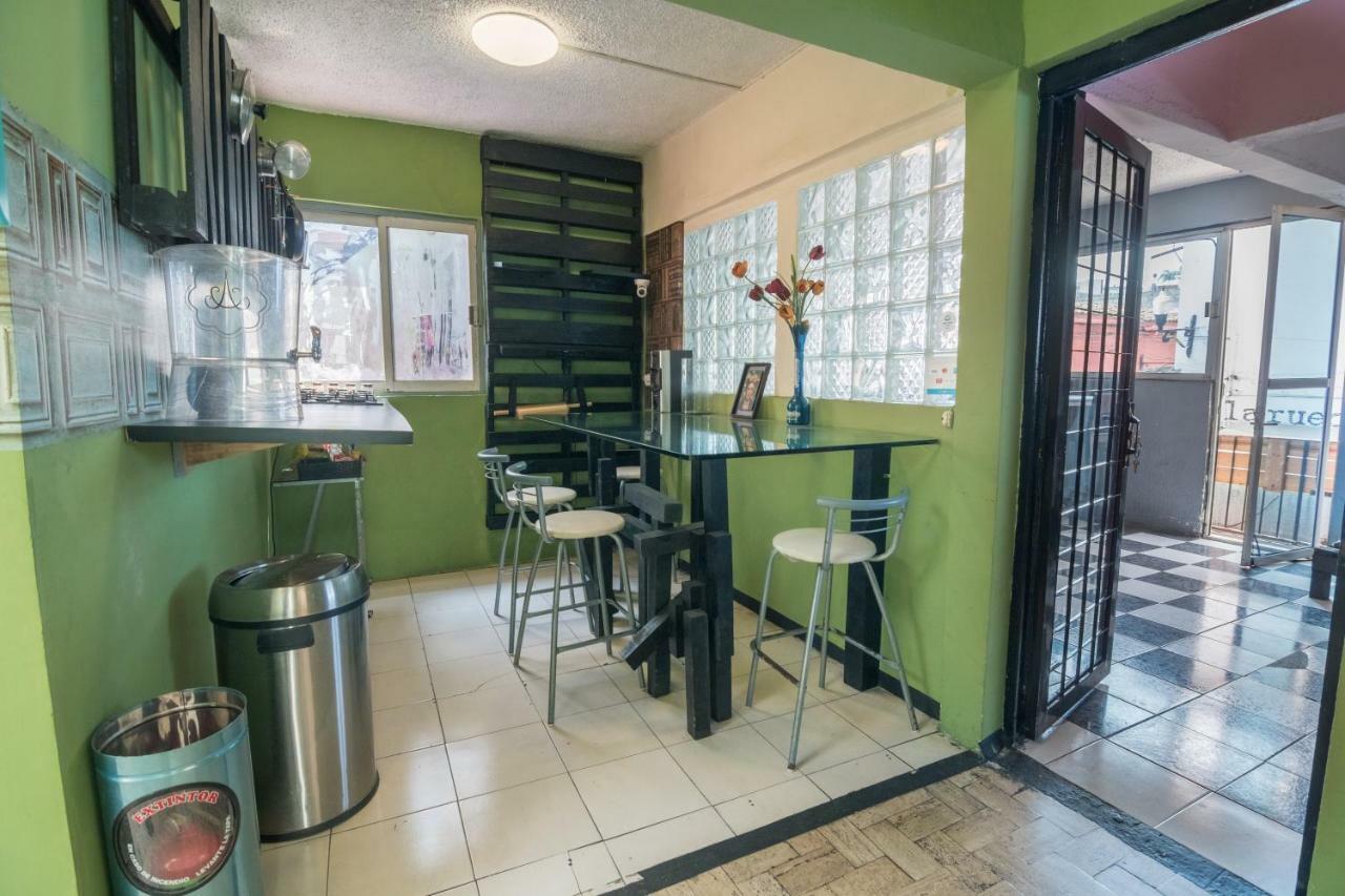 خالابا Hostal 50 المظهر الخارجي الصورة