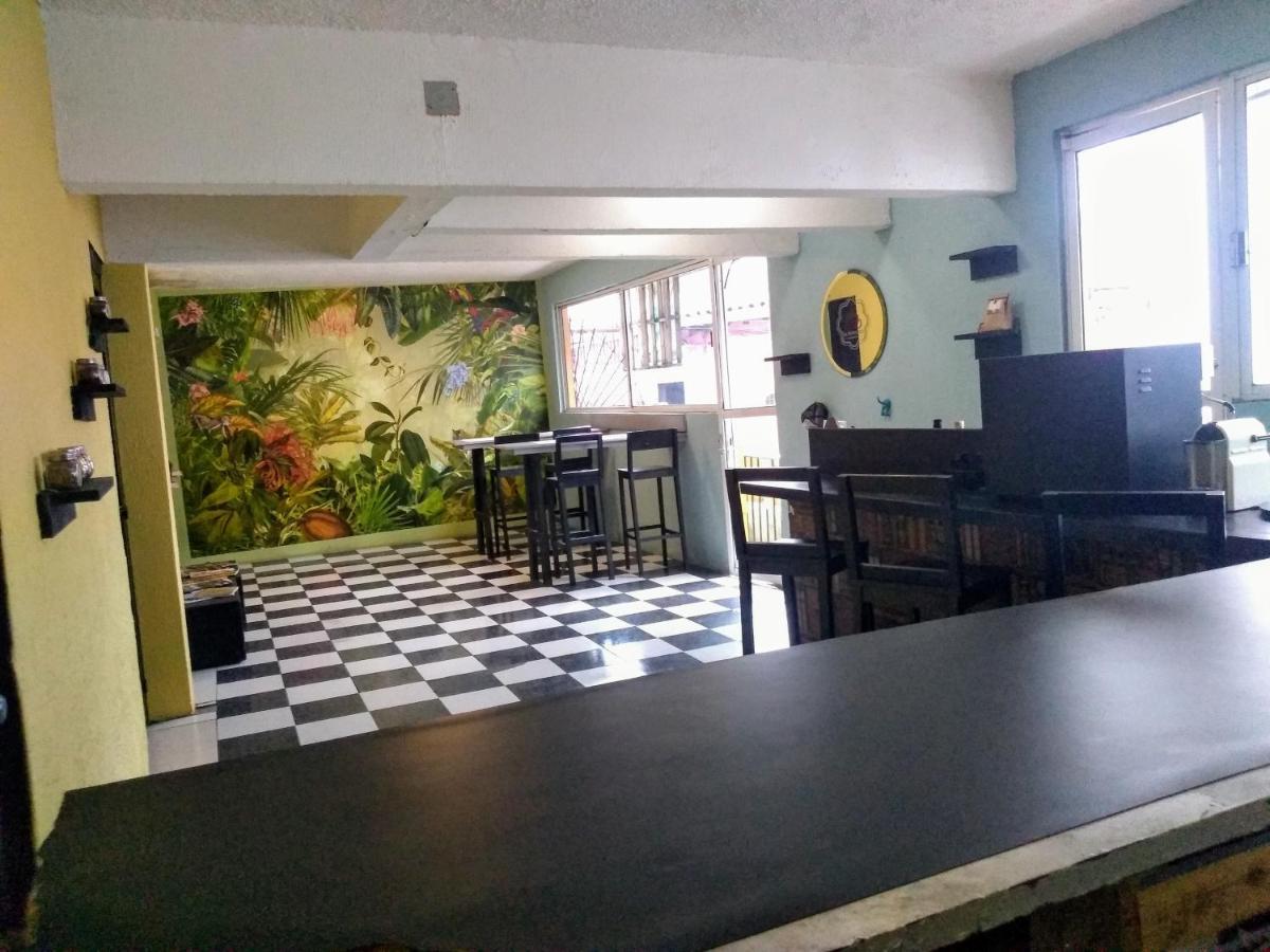 خالابا Hostal 50 المظهر الخارجي الصورة